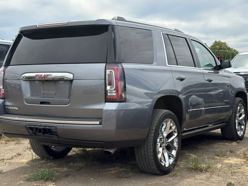 Used 2020 GMC Yukon Denali w/ Denali Premium Package AWD/4WD image 4