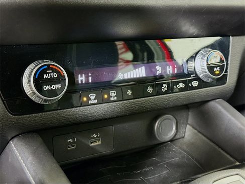 Used 2022 Mitsubishi Outlander ES image 7