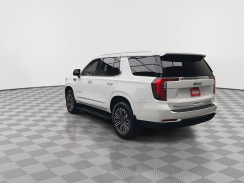 Certified 2025 GMC Yukon Elevation w/ LPO, Elevation Black Package AWD/4WD image 41