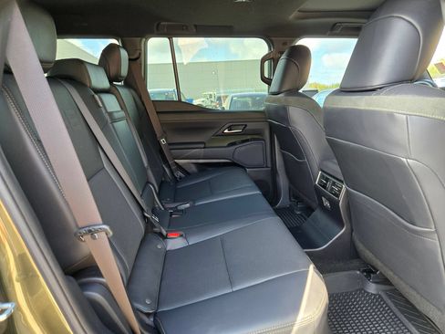 Used 2024 Lexus GX 550 AWD/4WD image 25