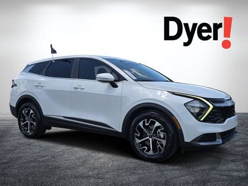 Certified 2023 Kia Sportage EX FWD image 2
