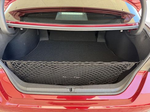 Used 2019 Toyota Avalon XLE w/ Carpet Mat Package FWD image 21