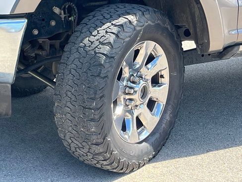 Used 2019 Ford F250 King Ranch w/ King Ranch Ultimate Package AWD/4WD image 10