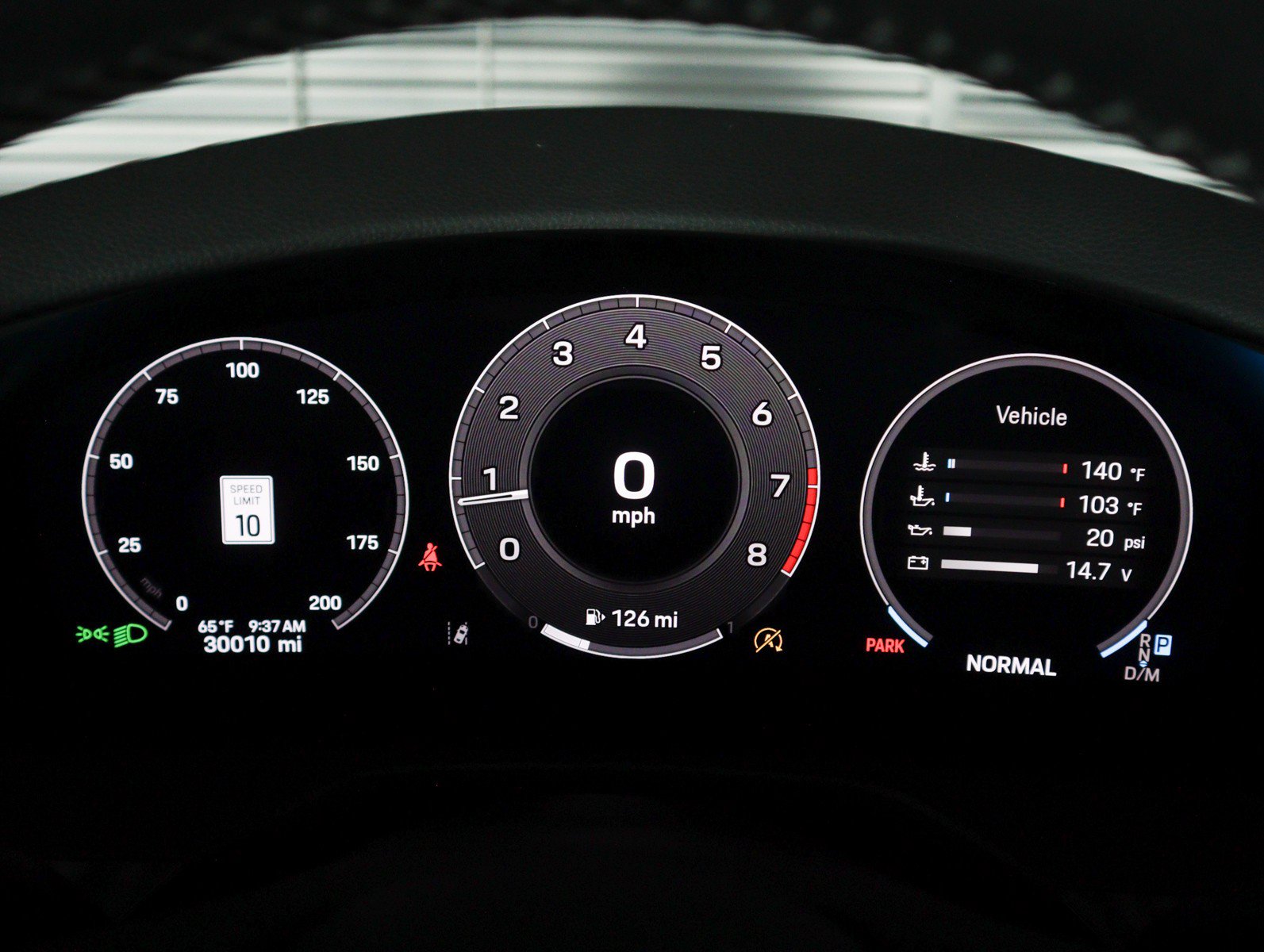 Used 2025 Porsche Panamera RWD image 14