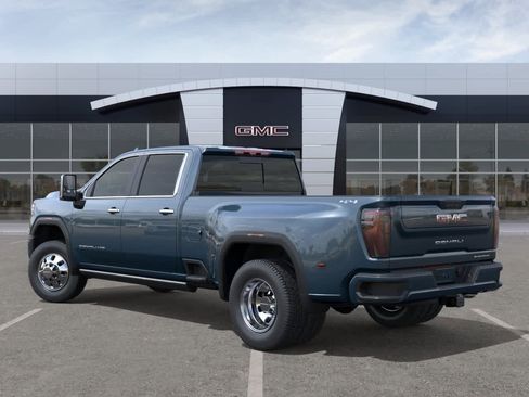 New 2026 GMC Sierra 3500 Denali Ultimate AWD/4WD image 3
