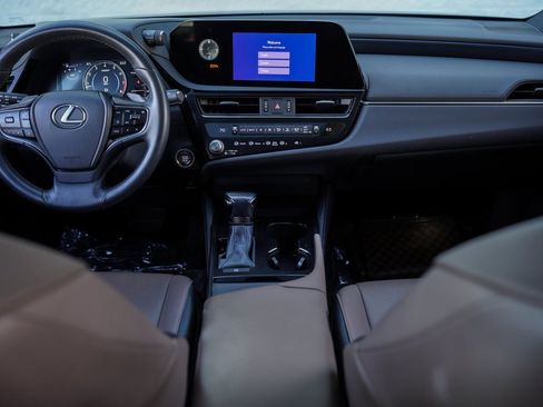Used 2023 Lexus ES 350 image 17