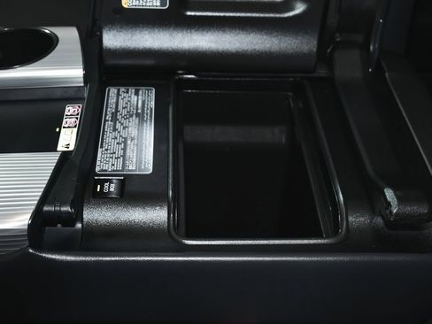 Used 2024 Lexus LX 600 F Sport image 55