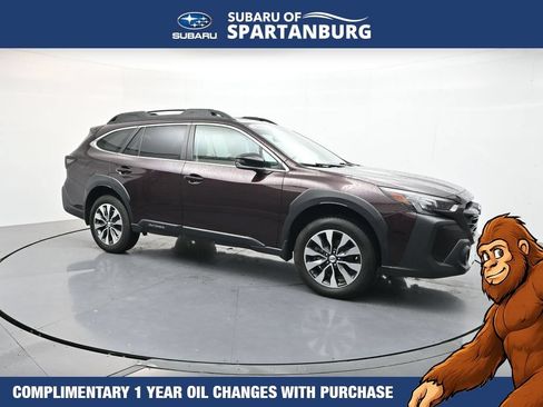 Used 2025 Subaru Outback Limited AWD/4WD image 7