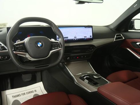 Used 2025 BMW 330i Sedan RWD image 17