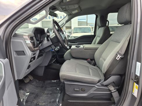 Used 2025 Ford F150 XLT w/ Equipment Group 301A Standard AWD/4WD image 18
