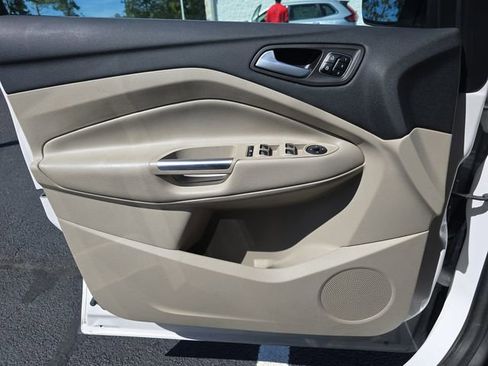 Used 2017 Ford Escape Titanium image 28