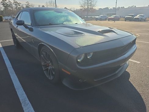 Used 2022 Dodge Challenger R/T Scat Pack image 16