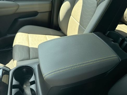 New 2026 Chevrolet Colorado ZR2 w/ ZR2 Bison Edition AWD/4WD image 24