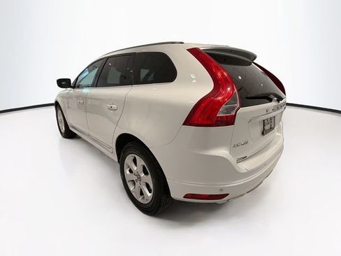 Used 2016 Volvo XC60 T5 Premier w/ Proximity Package AWD/4WD image 6