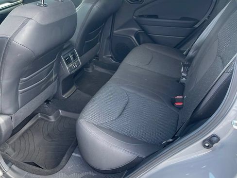 Used 2026 Subaru Forester Premium AWD/4WD image 8