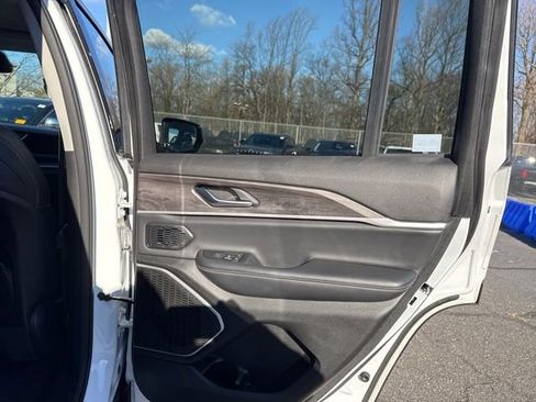 Certified 2022 Jeep Grand Cherokee Limited image 34