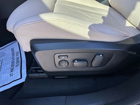 Used 2026 BMW X3 xDrive30 w/ M Sport Package image 12