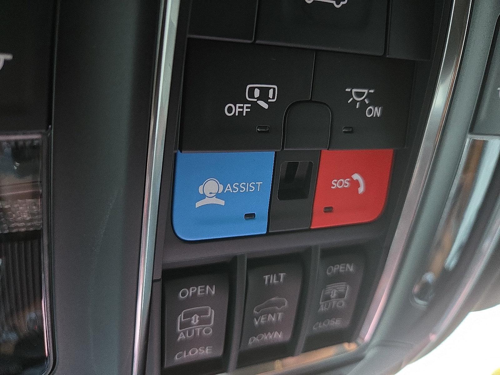 Used 2025 Jeep Grand Cherokee L Summit AWD/4WD image 21