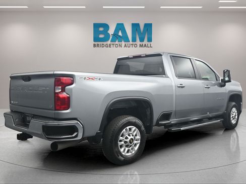 Used 2026 Chevrolet Silverado 2500 LT AWD/4WD image 6