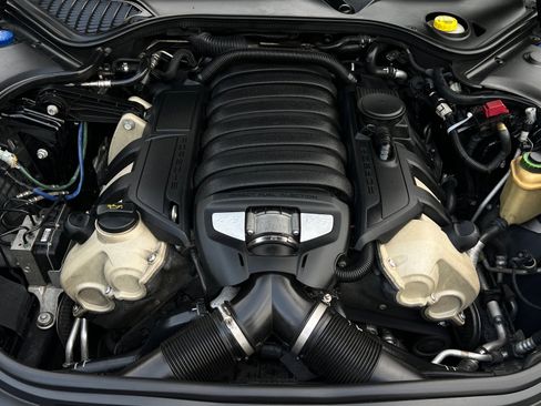 Used 2010 Porsche Panamera 4S image 49