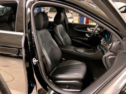 Used 2023 Mercedes-Benz E 350 Sedan image 8