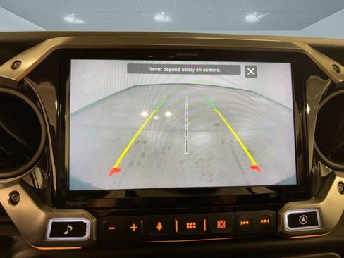 Used 2020 Jeep Wrangler Unlimited Sport image 26