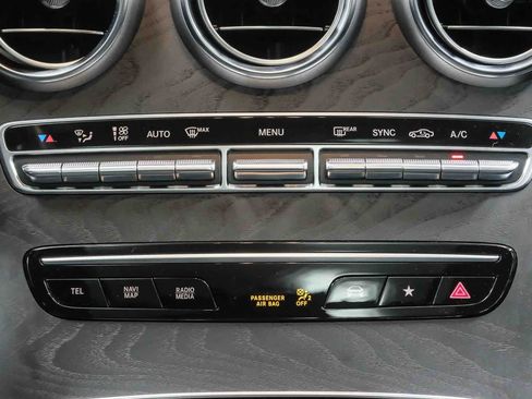 Used 2022 Mercedes-Benz GLC 300 image 18