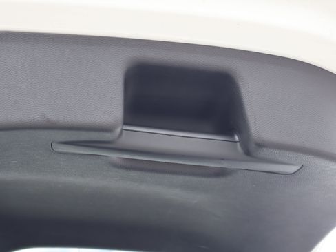 Used 2023 Ford Edge SEL image 21