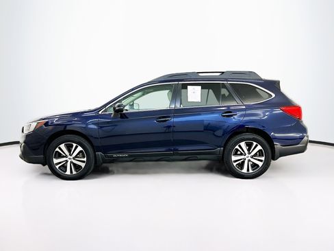 Used 2018 Subaru Outback 3.6R Limited image 4