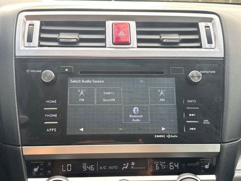 Used 2017 Subaru Outback 2.5i Premium image 23