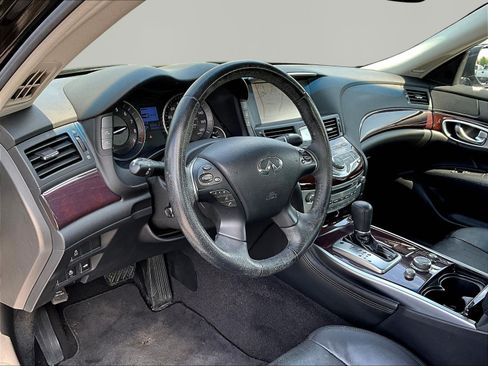 Used 2017 INFINITI Q70 3.7 AWD/4WD image 15