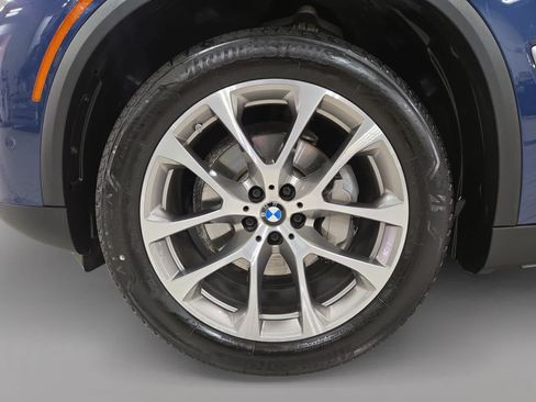Used 2022 BMW X5 xDrive40i w/ Climate Comfort Package AWD/4WD image 9