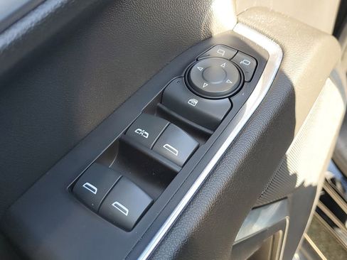Used 2022 Chevrolet Silverado 1500 RST w/ Z71 Off-Road Package AWD/4WD image 23