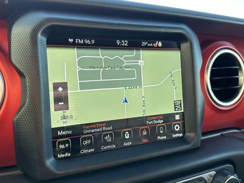 Used 2021 Jeep Wrangler Unlimited Rubicon image 31