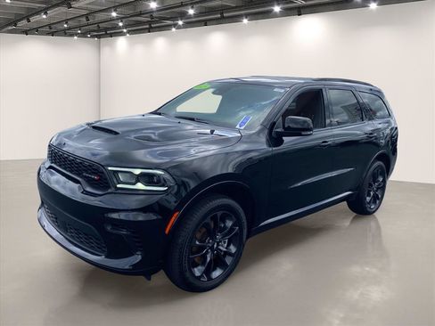 Used 2025 Dodge Durango GT AWD/4WD image 3