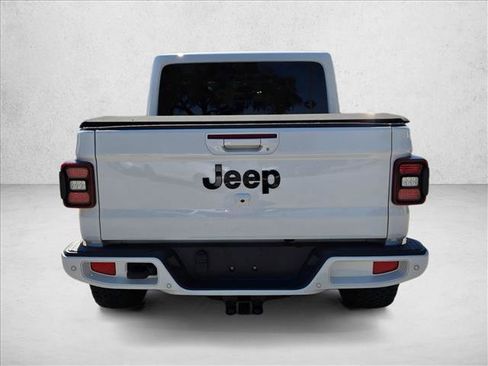 Used 2021 Jeep Gladiator Overland image 6
