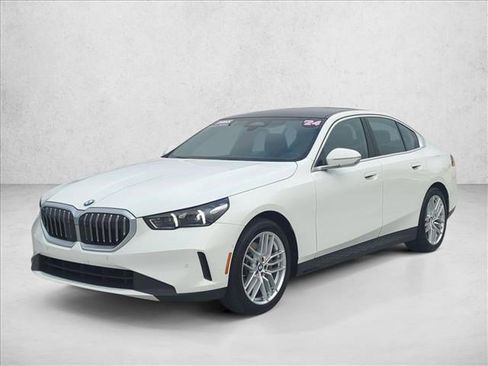 Certified 2024 BMW 530i xDrive w/ Premium Package image 1