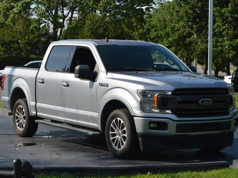 Used 2020 Ford F150 XLT w/ Equipment Group 302A Luxury RWD image 5
