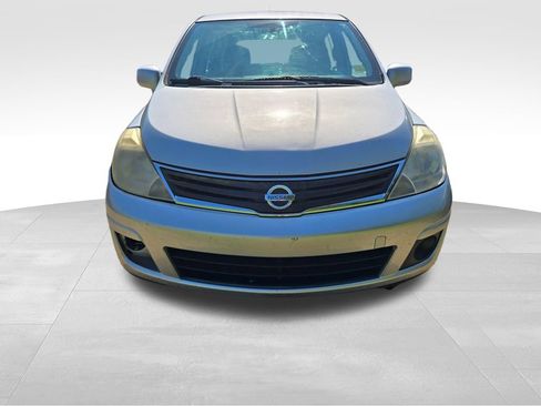 Used 2011 Nissan Versa 1.8 S FWD image 6