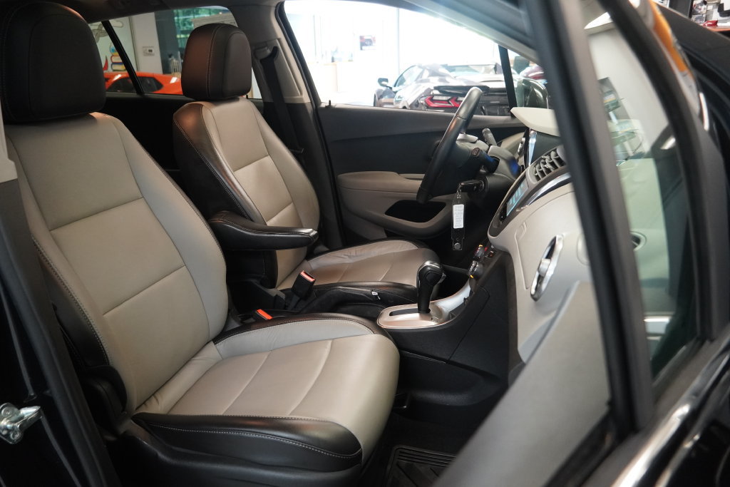 Used 2015 Chevrolet Trax LTZ w/ LPO, Protection Package AWD/4WD image 35