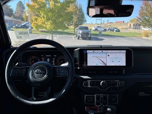 New 2025 Jeep Wrangler Unlimited Rubicon w/ Steel Bumper Group image 28