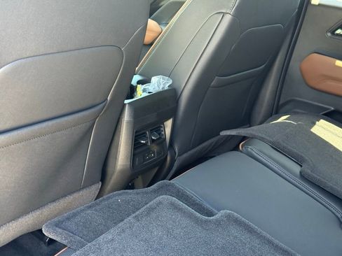 New 2026 GMC Canyon AT4 w/ AT4 Premium Package AWD/4WD image 21