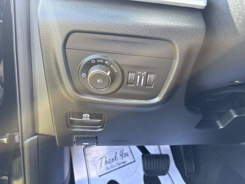 Used 2024 Jeep Grand Cherokee Limited w/ Trailer Tow Package AWD/4WD image 19
