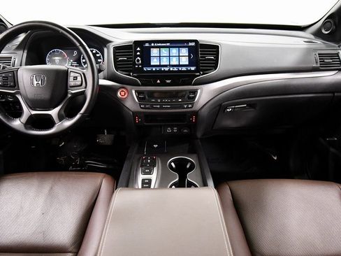 Certified 2024 Honda Ridgeline RTL image 3