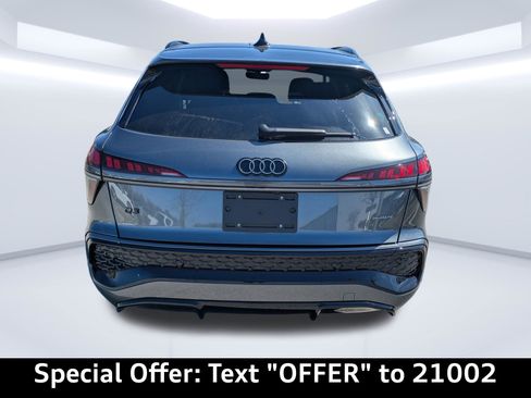New 2026 Audi Q3 quattro 2.0T image 3