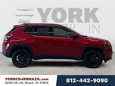 New 2026 Jeep Compass Latitude image 6