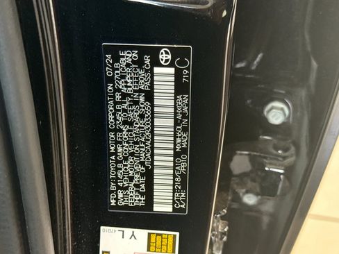 Used 2024 Toyota Prius XLE FWD image 16