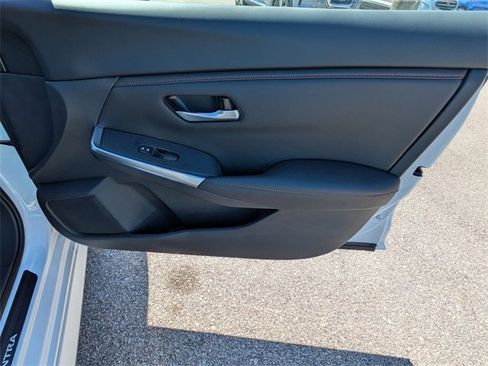 New 2025 Nissan Sentra SR w/ Trunk Package image 28
