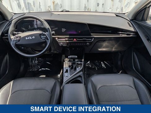 Used 2023 Kia Niro EX FWD image 15