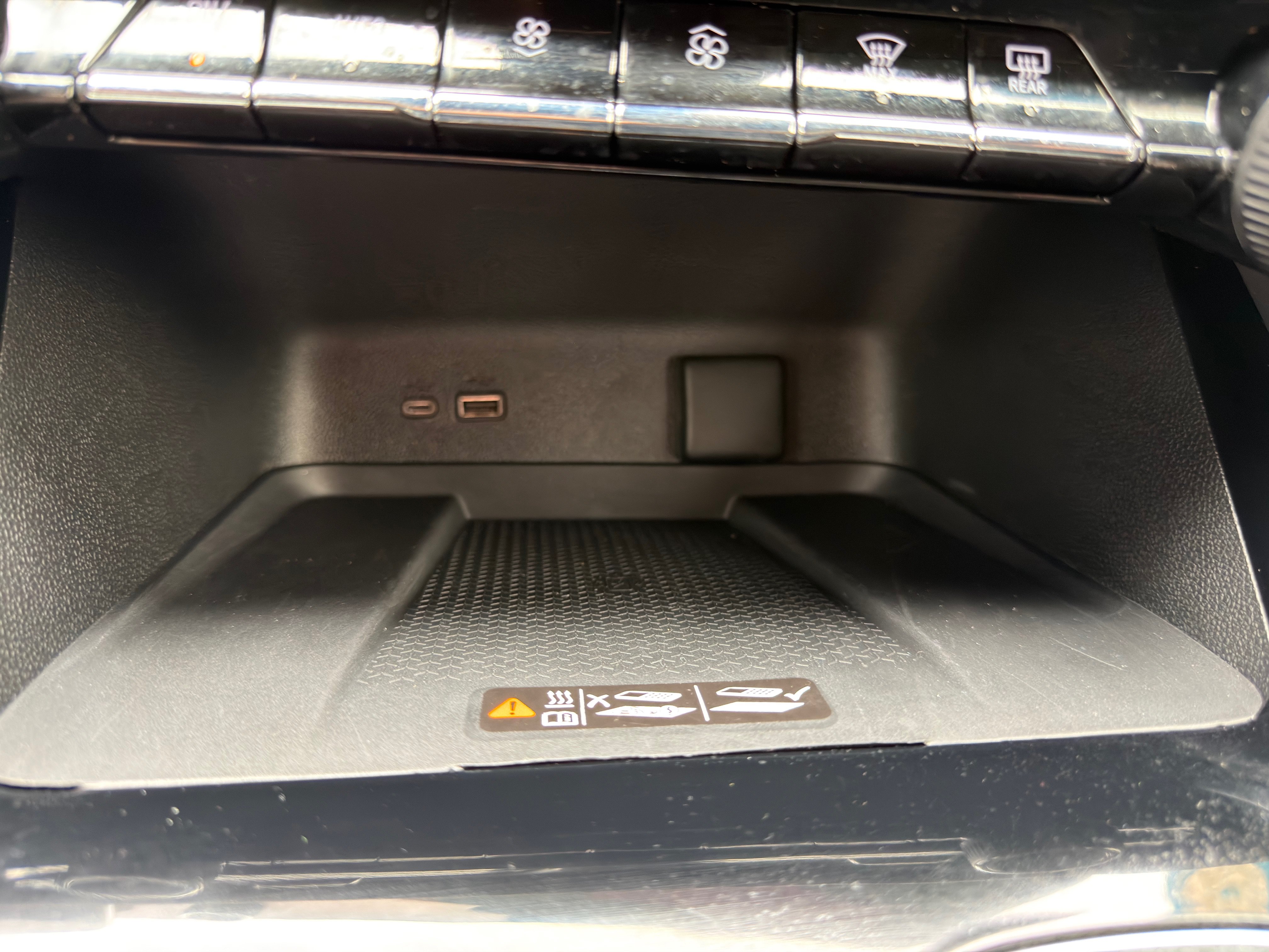 Used 2026 Chevrolet Traverse LT FWD image 40